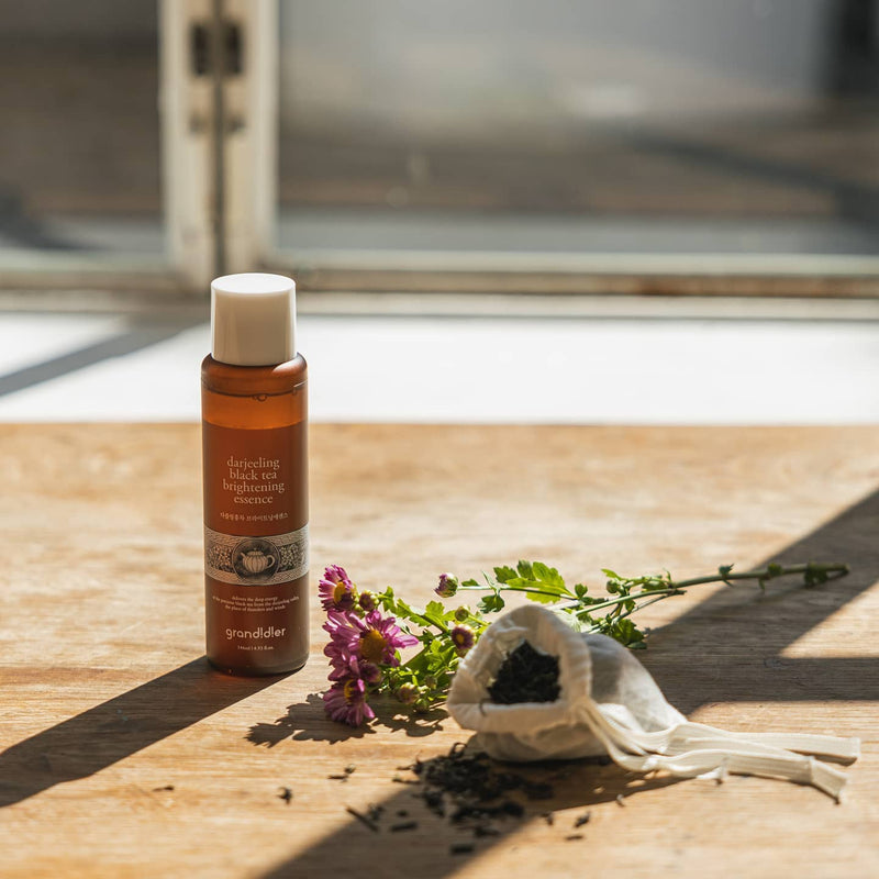 Toner & Essence