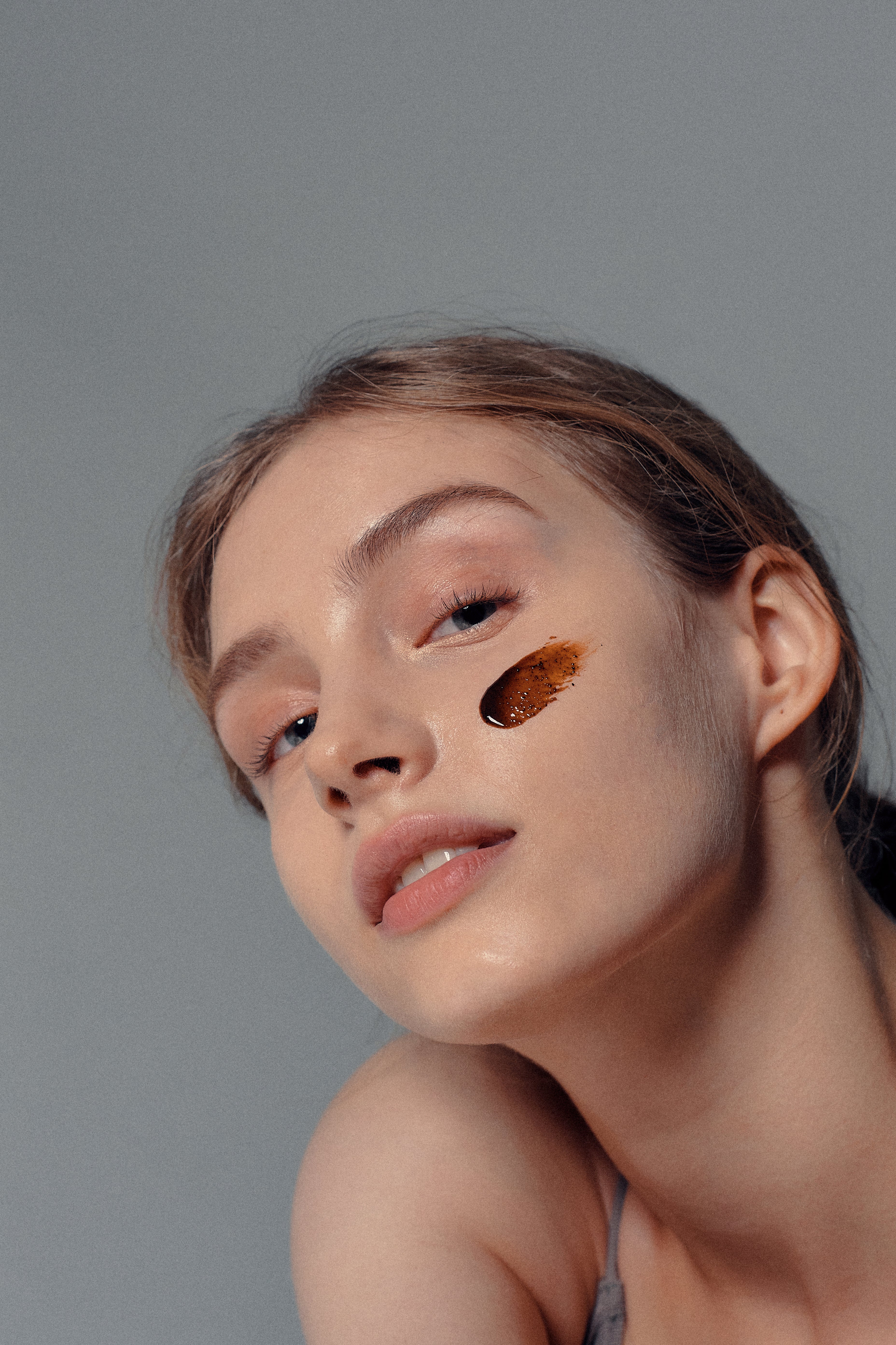 Correcting Facial Mask